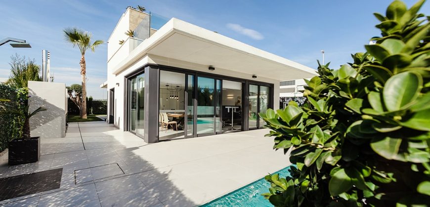 Single House Near Los Angeles